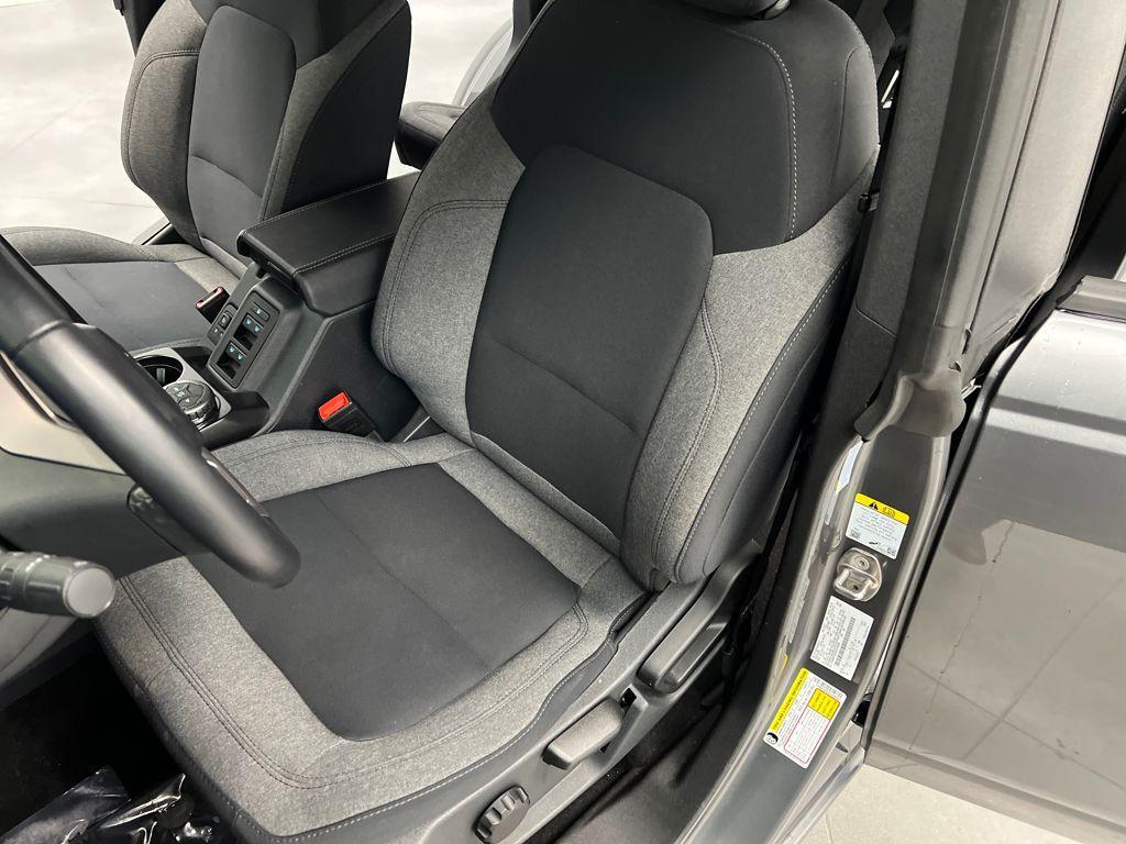 used 2025 Ford Bronco car, priced at $40,589