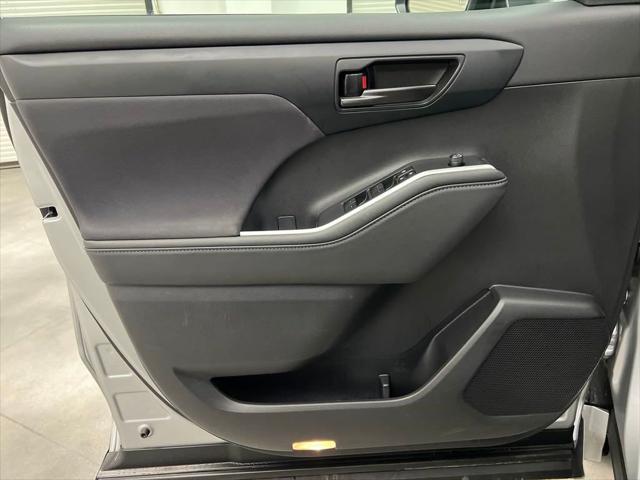 used 2024 Toyota Highlander car, priced at $36,821