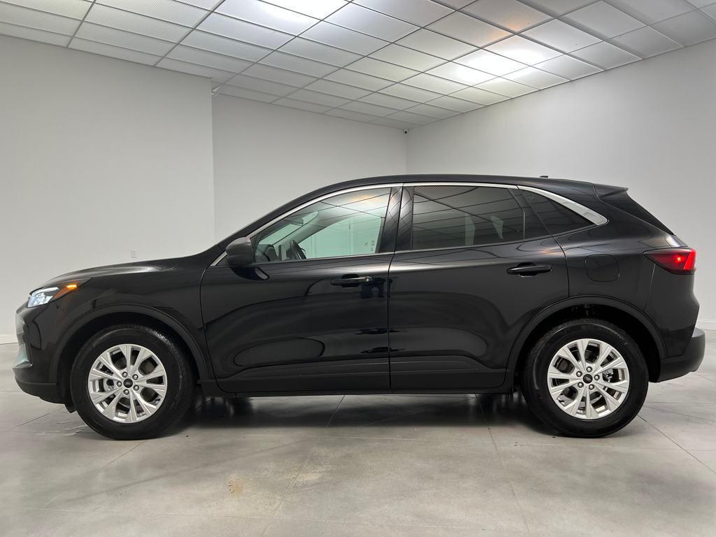 used 2024 Ford Escape car, priced at $21,889