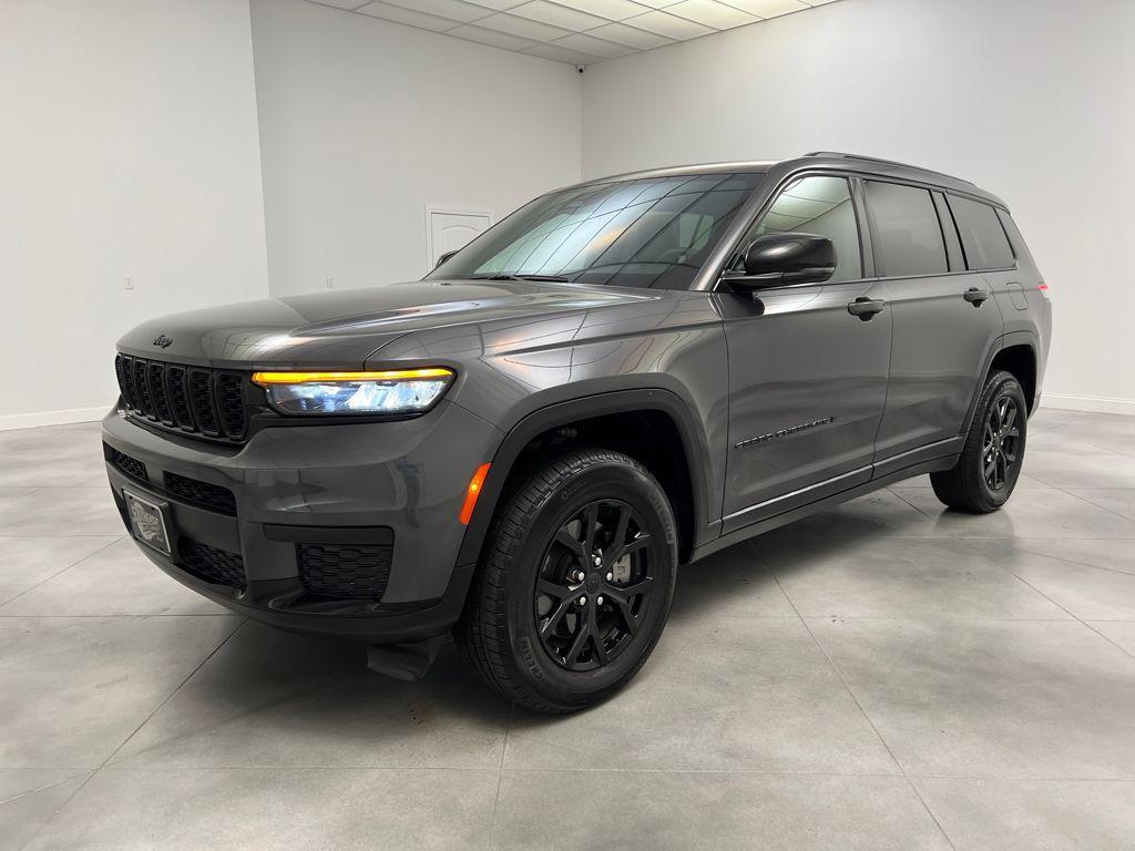 used 2024 Jeep Grand Cherokee L car, priced at $31,789