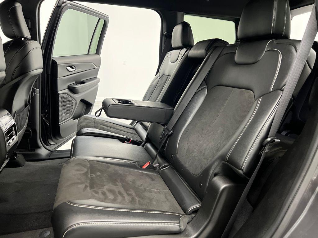 used 2024 Jeep Grand Cherokee L car, priced at $31,789