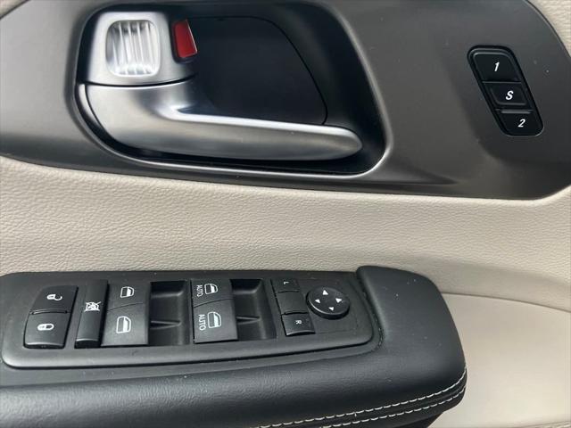 used 2023 Chrysler Pacifica car, priced at $24,189