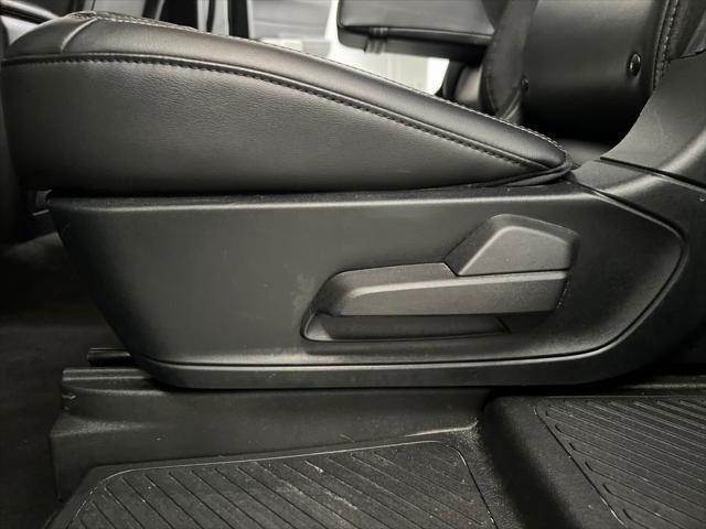 used 2024 Ford Explorer car, priced at $30,289
