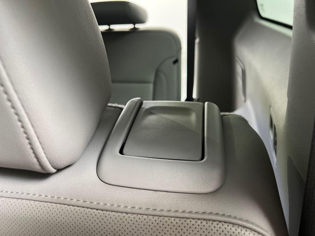 used 2023 GMC Acadia car, priced at $26,490