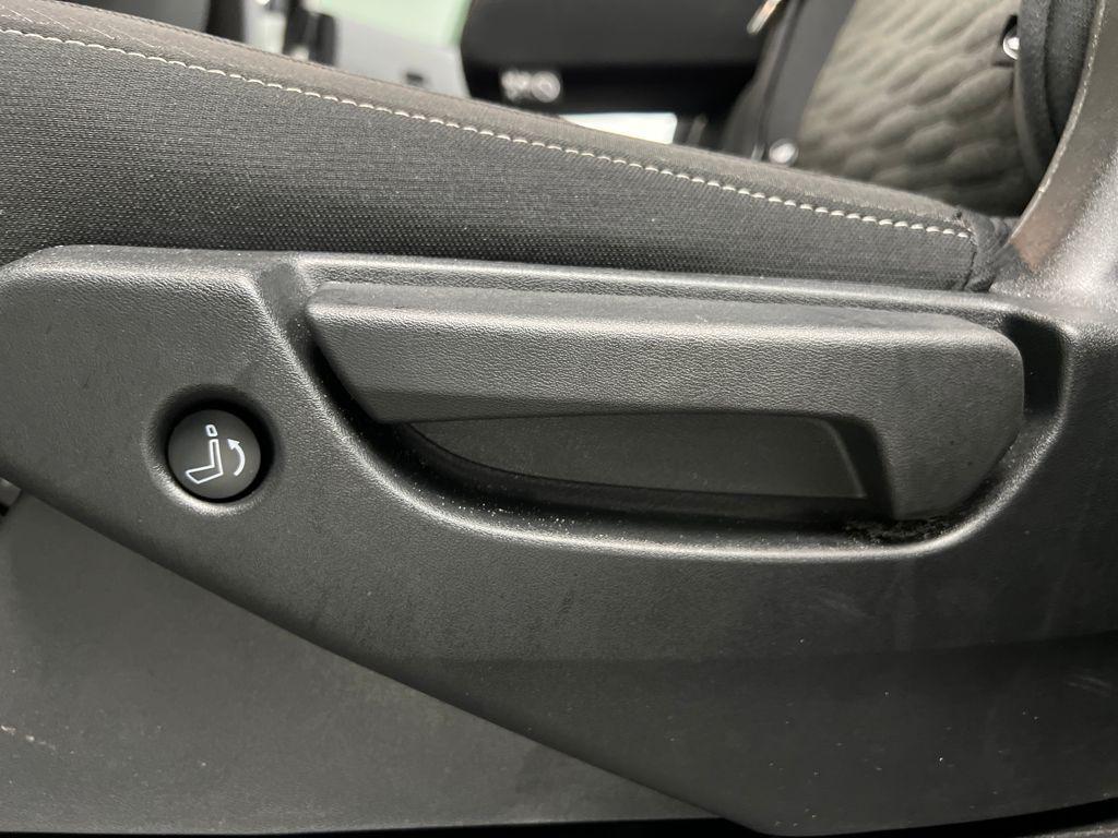 used 2025 Nissan Pathfinder car, priced at $32,989