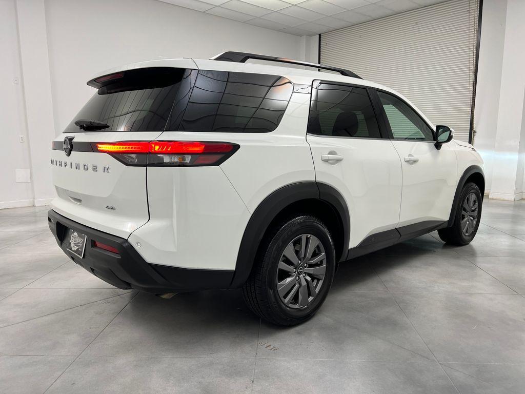 used 2025 Nissan Pathfinder car, priced at $32,989