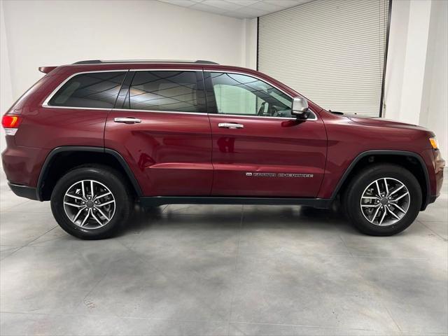 used 2022 Jeep Grand Cherokee car, priced at $28,580