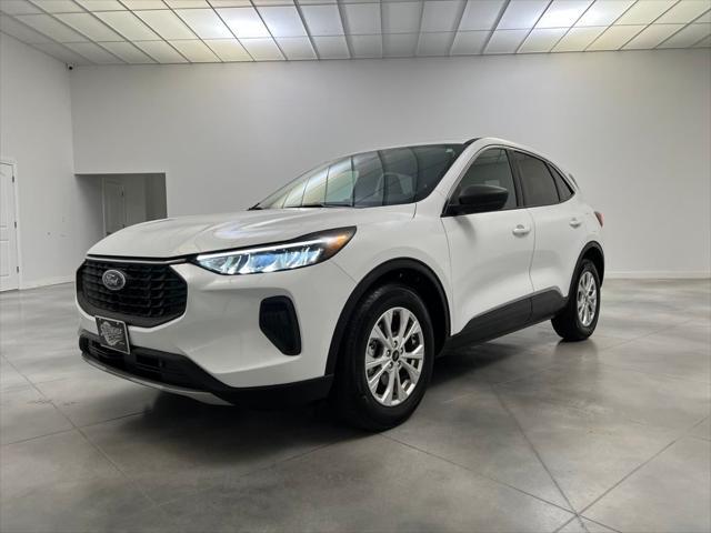 used 2023 Ford Escape car, priced at $20,789