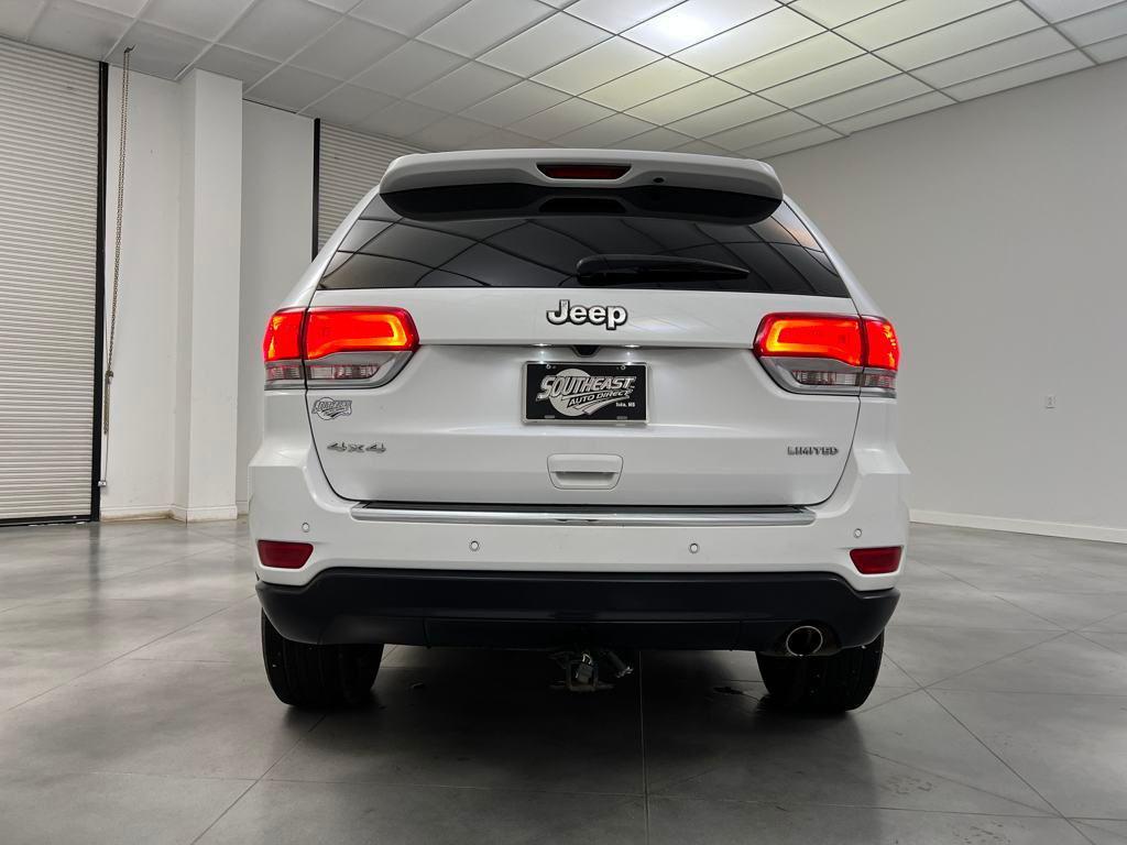 used 2017 Jeep Grand Cherokee car, priced at $16,489