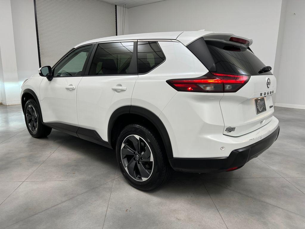 used 2024 Nissan Rogue car, priced at $22,289