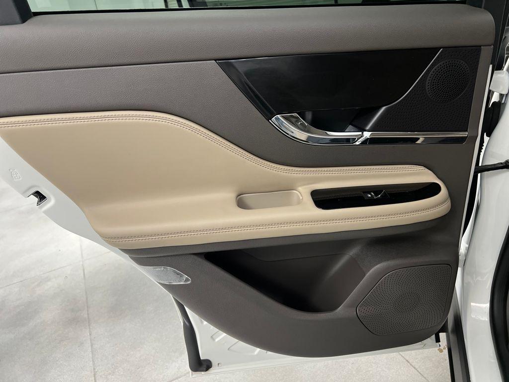 used 2023 Lincoln Corsair car, priced at $30,789