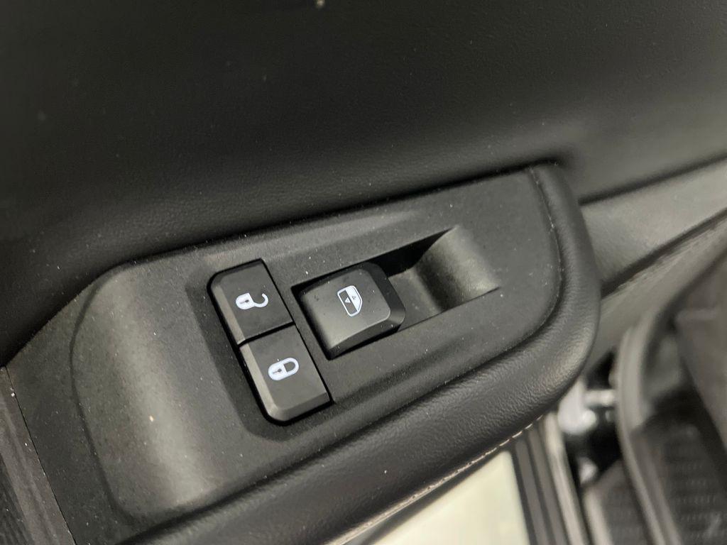 used 2024 Jeep Grand Cherokee L car, priced at $30,689