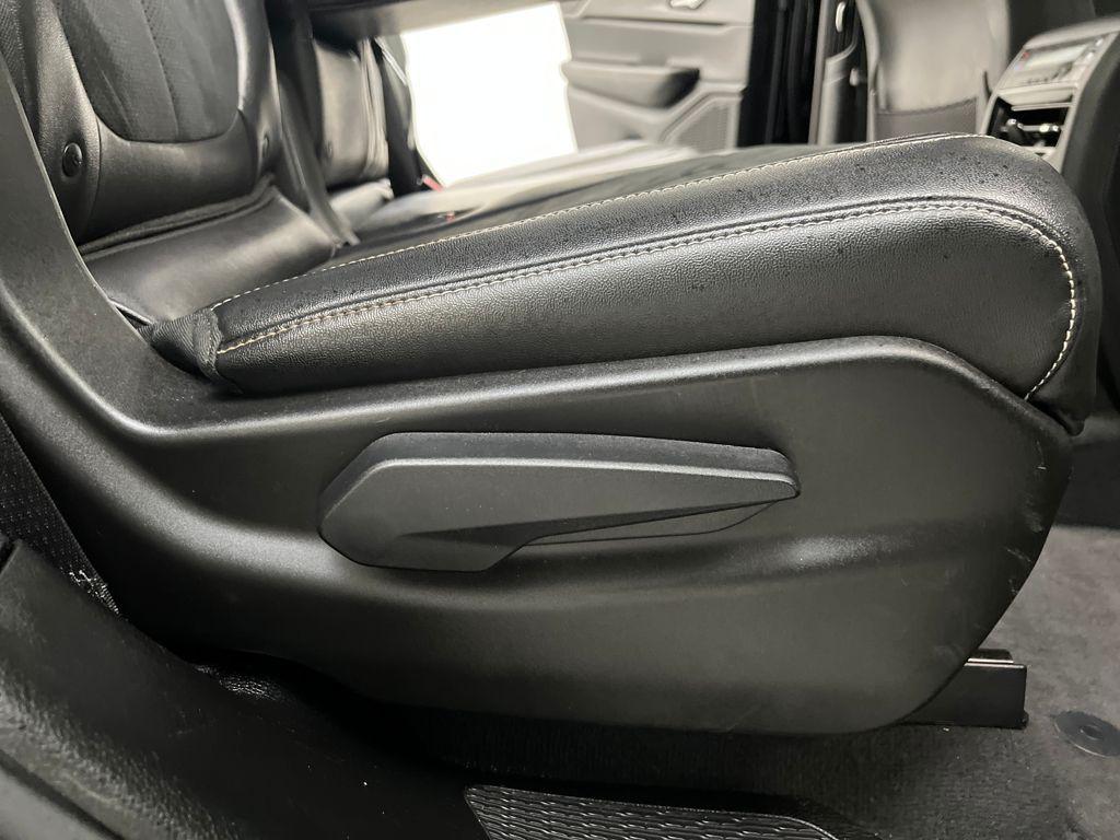 used 2024 Jeep Grand Cherokee L car, priced at $30,689