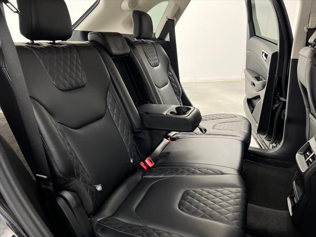 used 2024 Ford Edge car, priced at $28,290