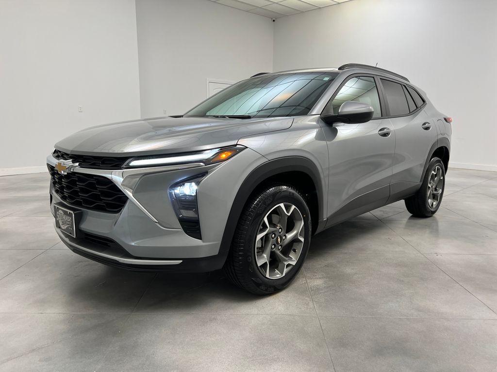 used 2024 Chevrolet Trax car, priced at $21,489