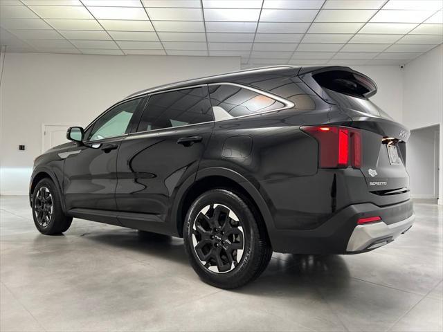 used 2024 Kia Sorento car, priced at $29,989