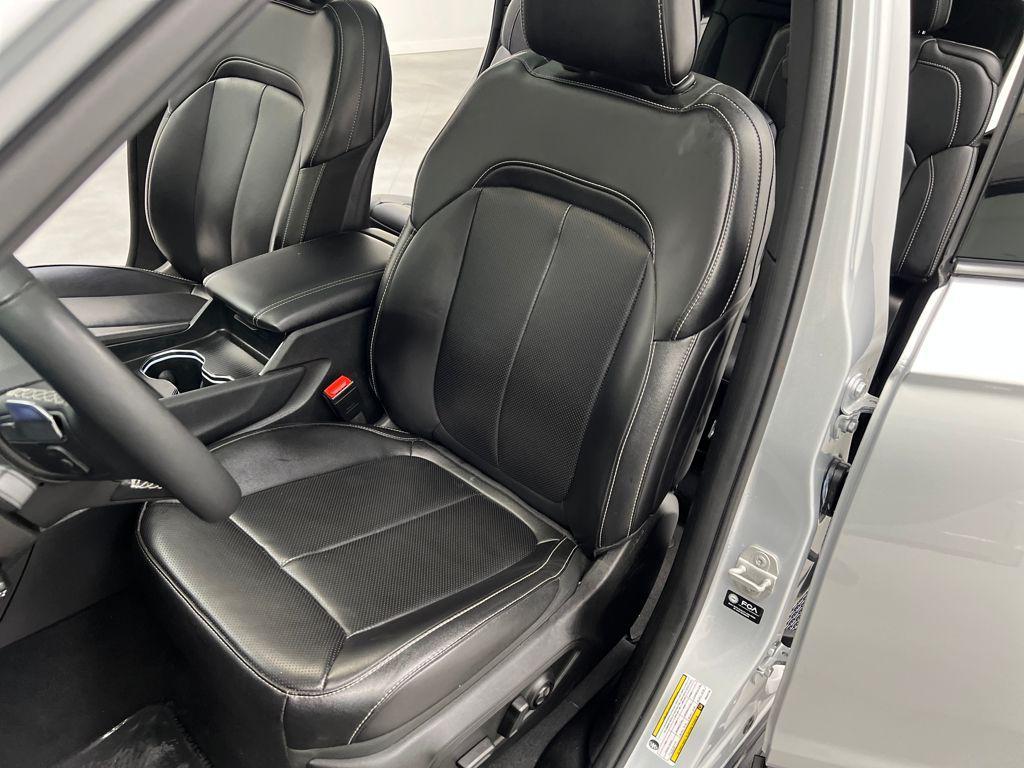 used 2024 Jeep Grand Cherokee L car, priced at $33,789
