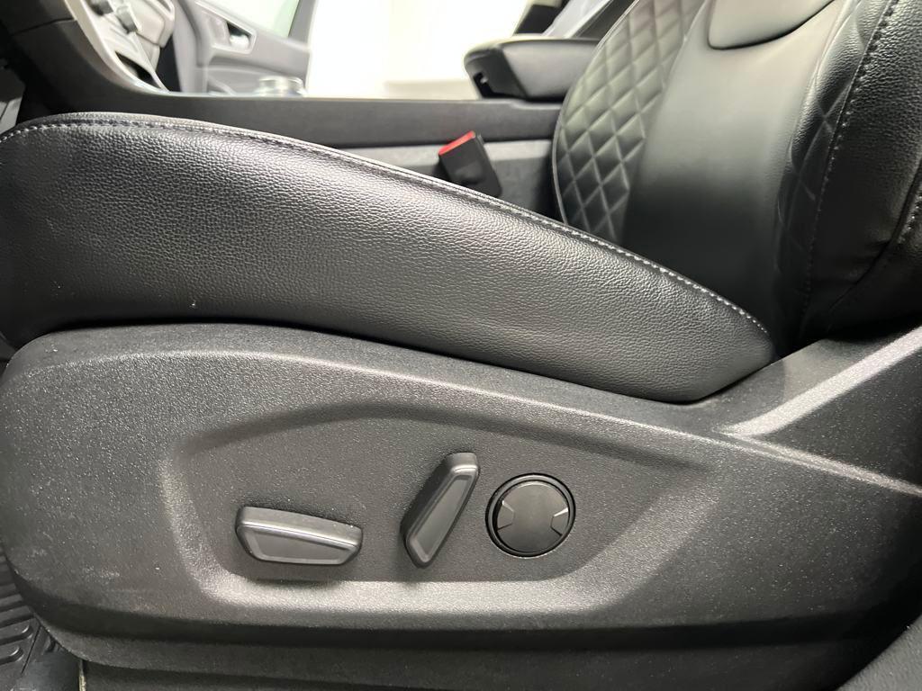 used 2024 Ford Edge car, priced at $27,880