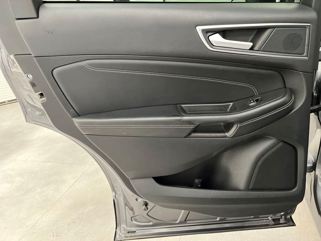 used 2024 Ford Edge car, priced at $27,880