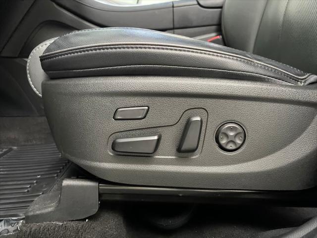 used 2023 Hyundai Santa Fe car, priced at $27,889