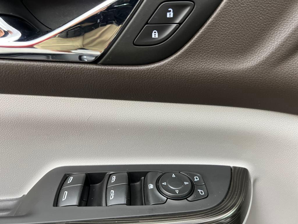 used 2023 GMC Acadia car, priced at $25,292