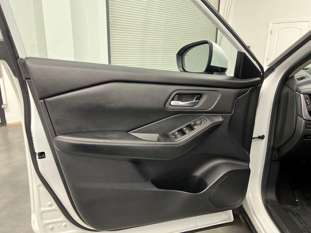 used 2024 Nissan Rogue car, priced at $22,689