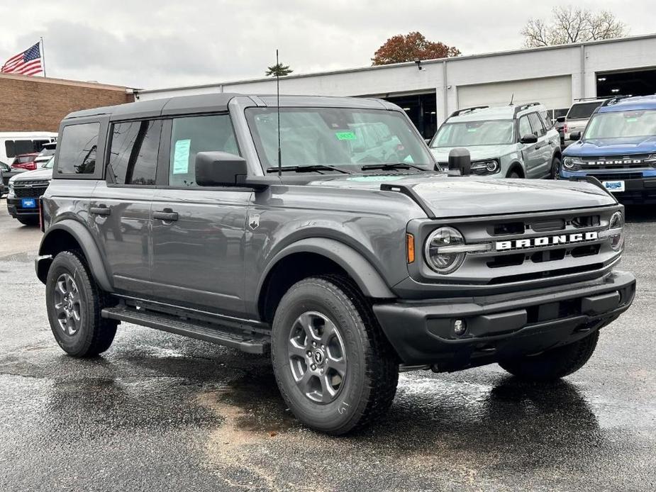 new 2024 Ford Bronco car, priced at $46,275