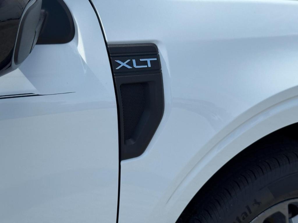 new 2025 Ford Maverick car, priced at $32,519