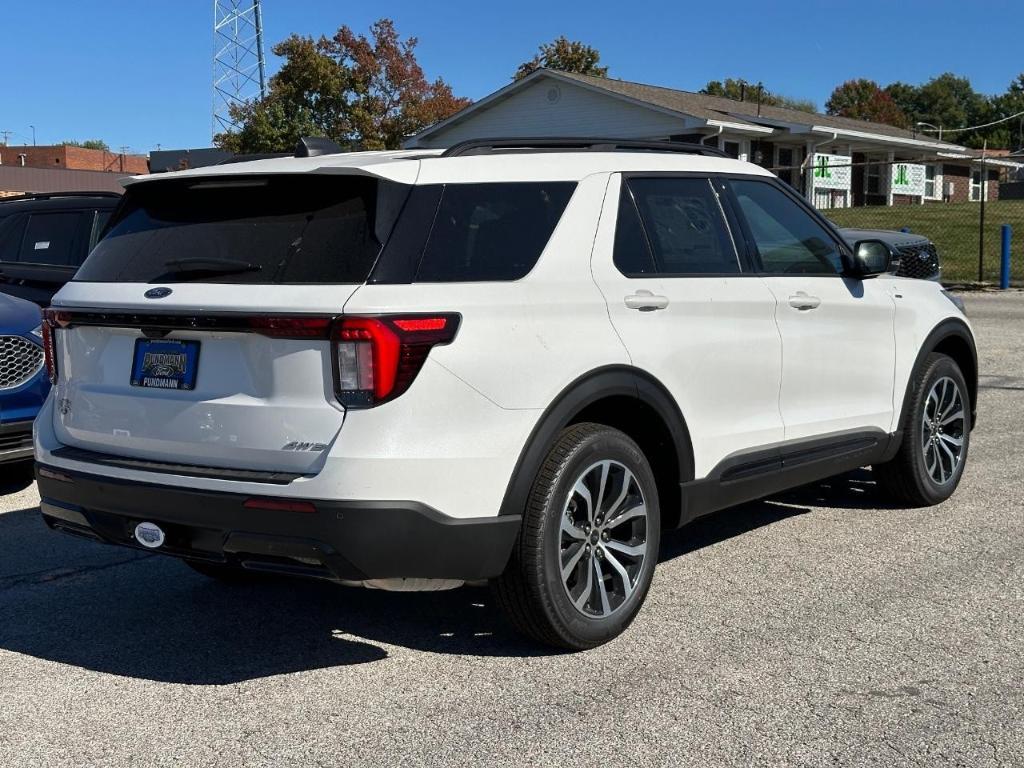 new 2025 Ford Explorer car, priced at $45,405