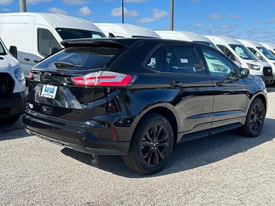 new 2024 Ford Edge car, priced at $29,255