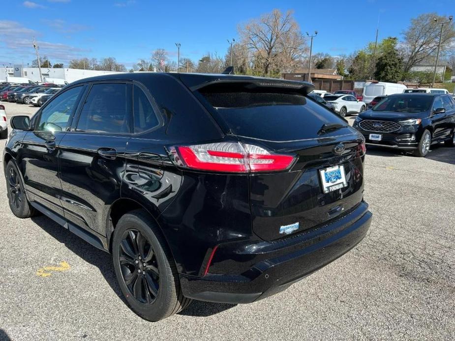 new 2024 Ford Edge car, priced at $29,255