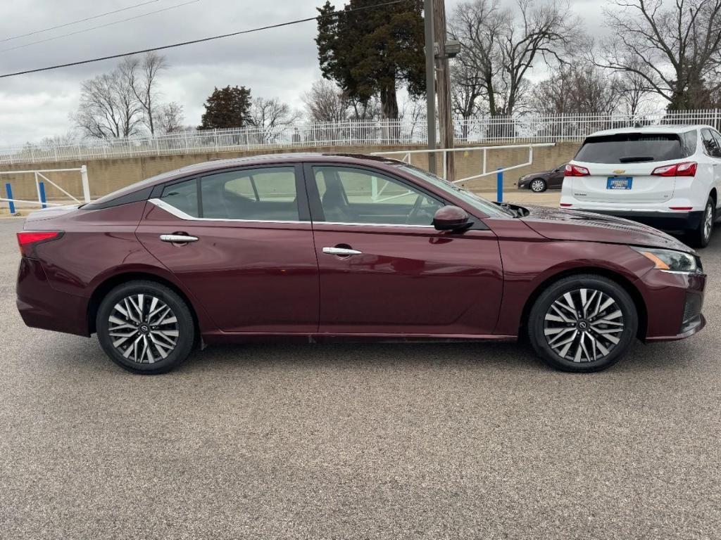 used 2023 Nissan Altima car, priced at $18,998