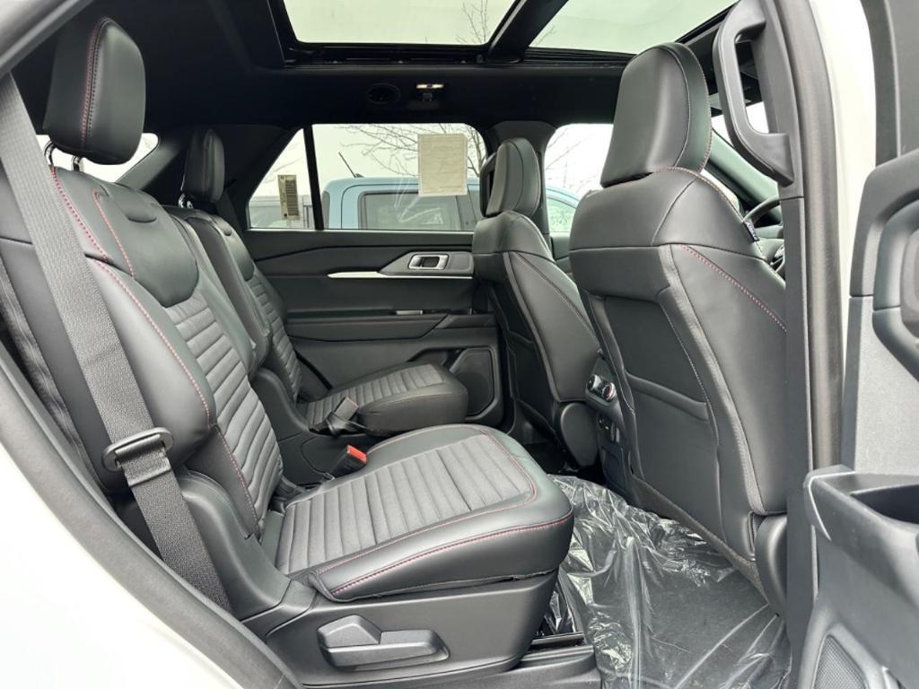 new 2025 Ford Explorer car, priced at $46,600