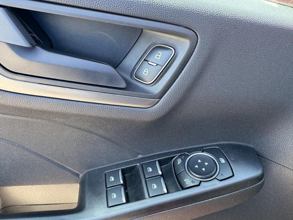 new 2025 Ford Escape car, priced at $30,980