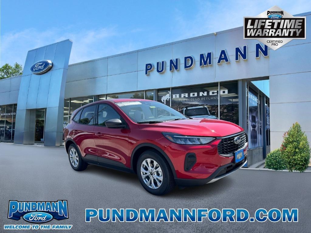 new 2025 Ford Escape car, priced at $30,980