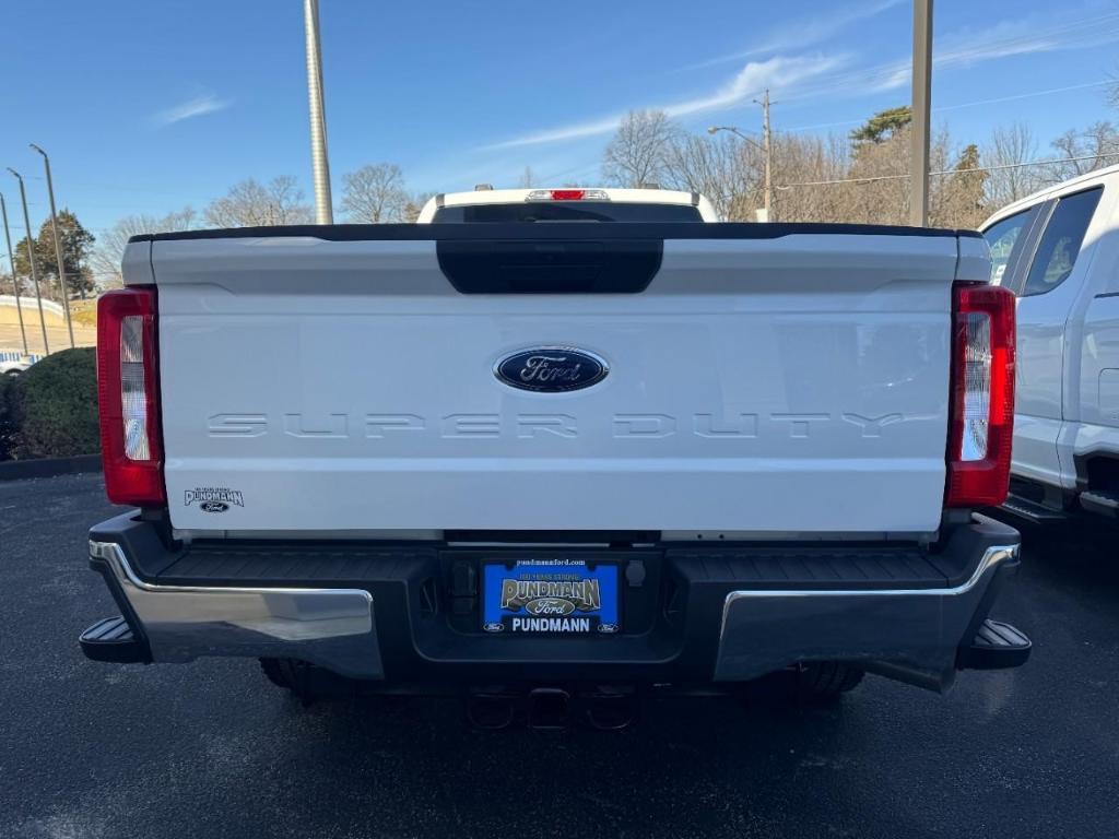 new 2023 Ford F-350 car, priced at $51,510