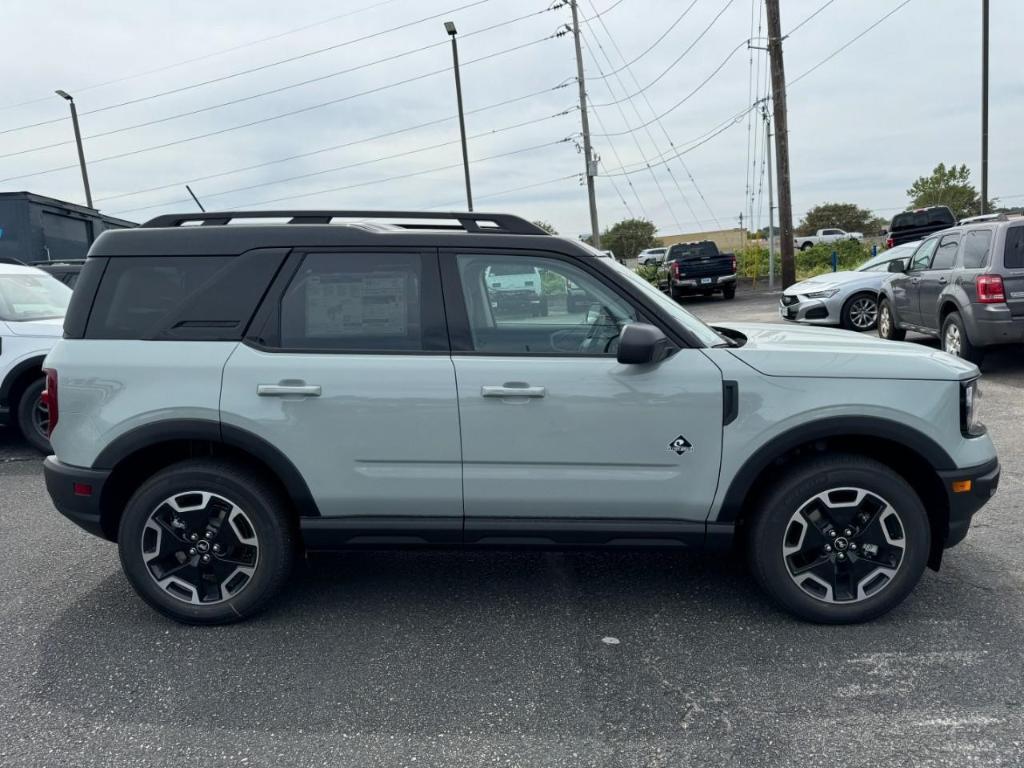 new 2024 Ford Bronco Sport car, priced at $31,075