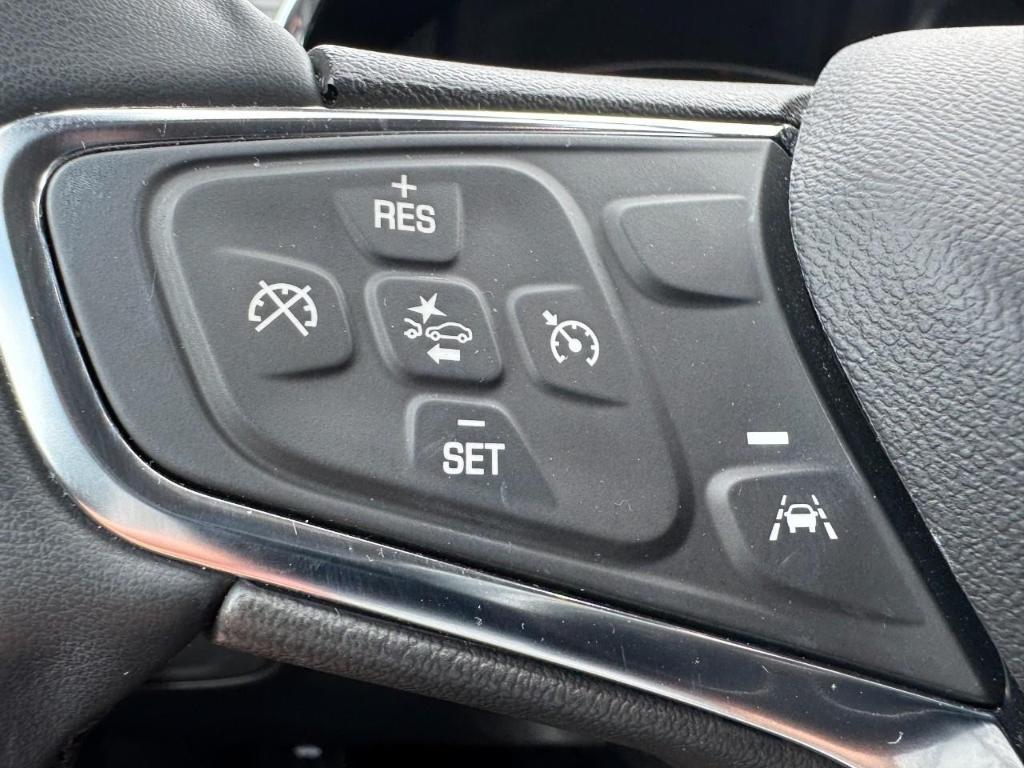 used 2023 Chevrolet Equinox car, priced at $23,990