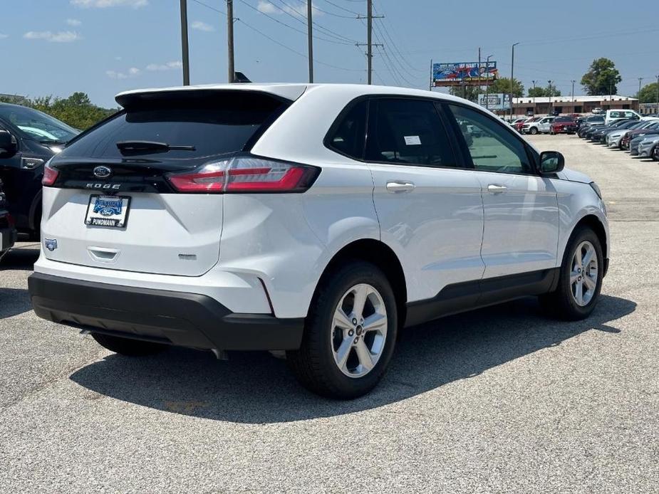 new 2024 Ford Edge car, priced at $30,060