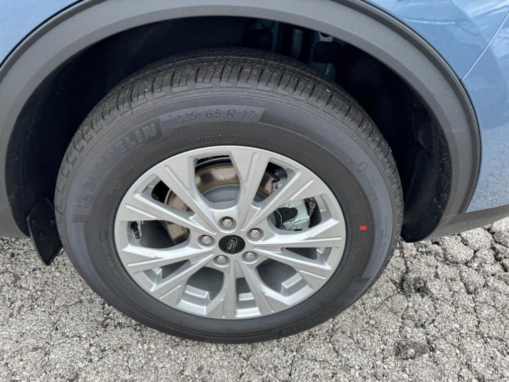 new 2025 Ford Escape car, priced at $30,485
