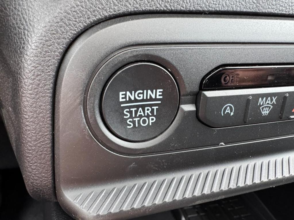 new 2025 Ford Bronco Sport car, priced at $40,580
