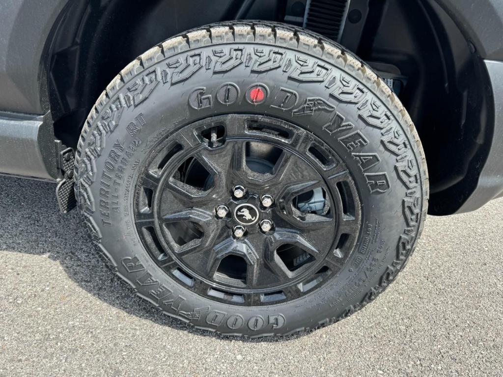 new 2025 Ford Bronco Sport car, priced at $43,678
