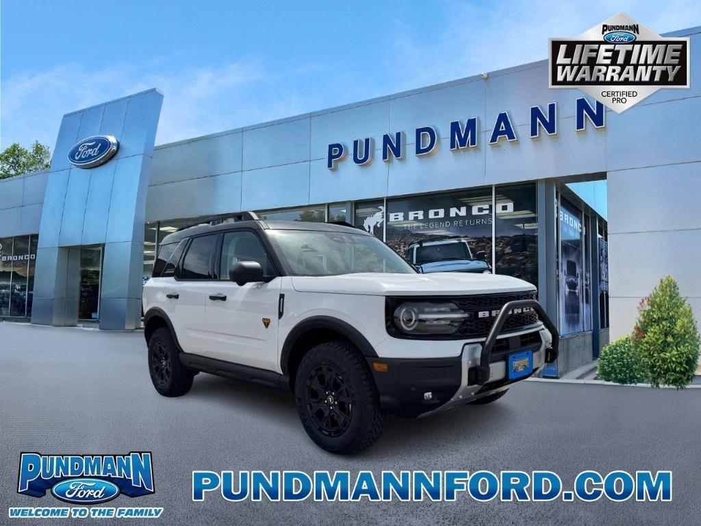 new 2025 Ford Bronco Sport car, priced at $43,678