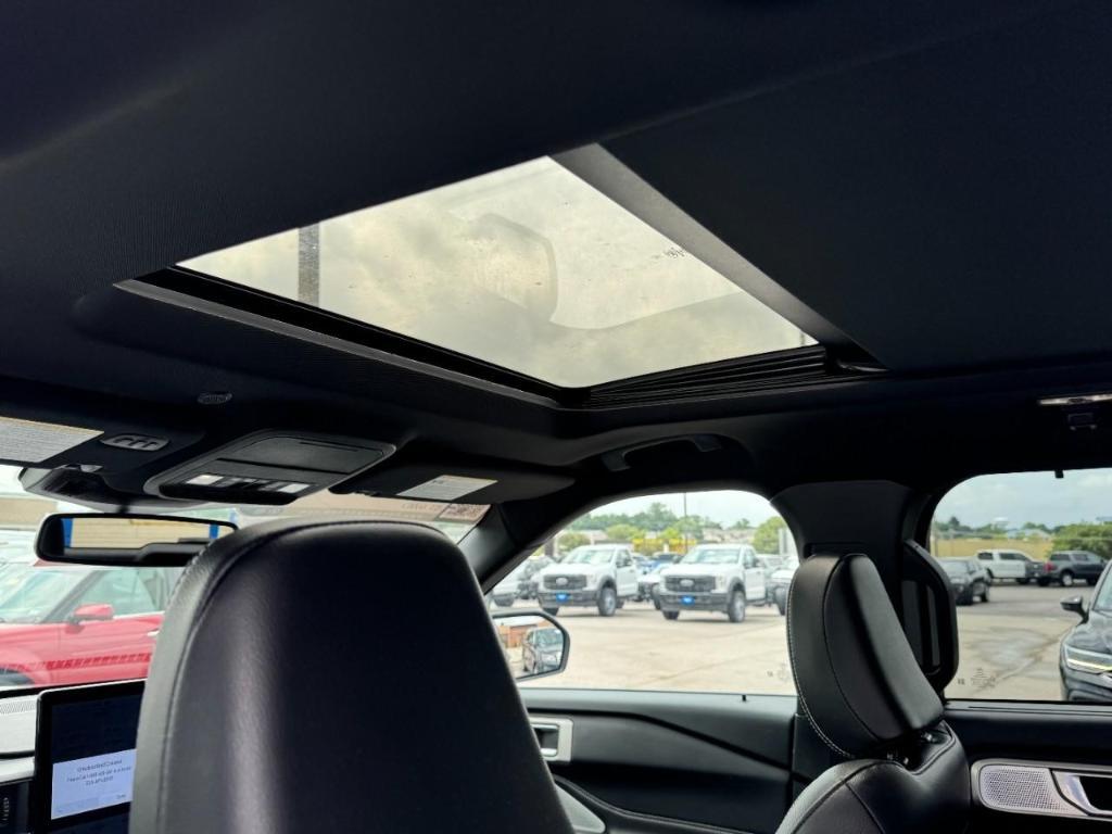 used 2023 Ford Explorer car, priced at $46,900
