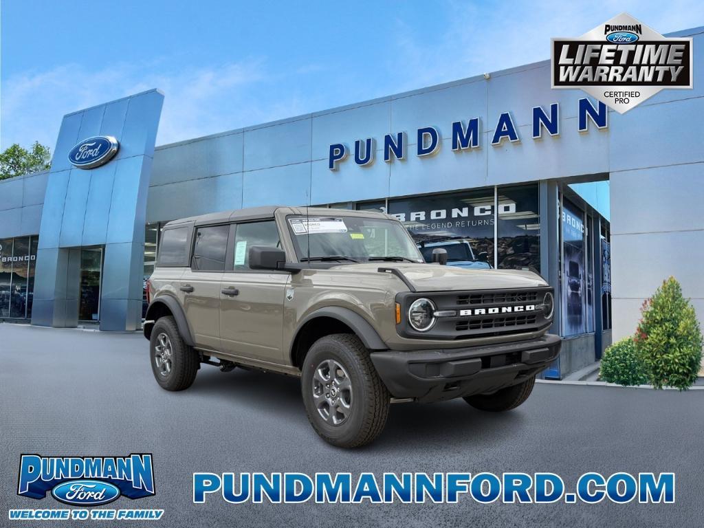 new 2025 Ford Bronco car, priced at $47,526