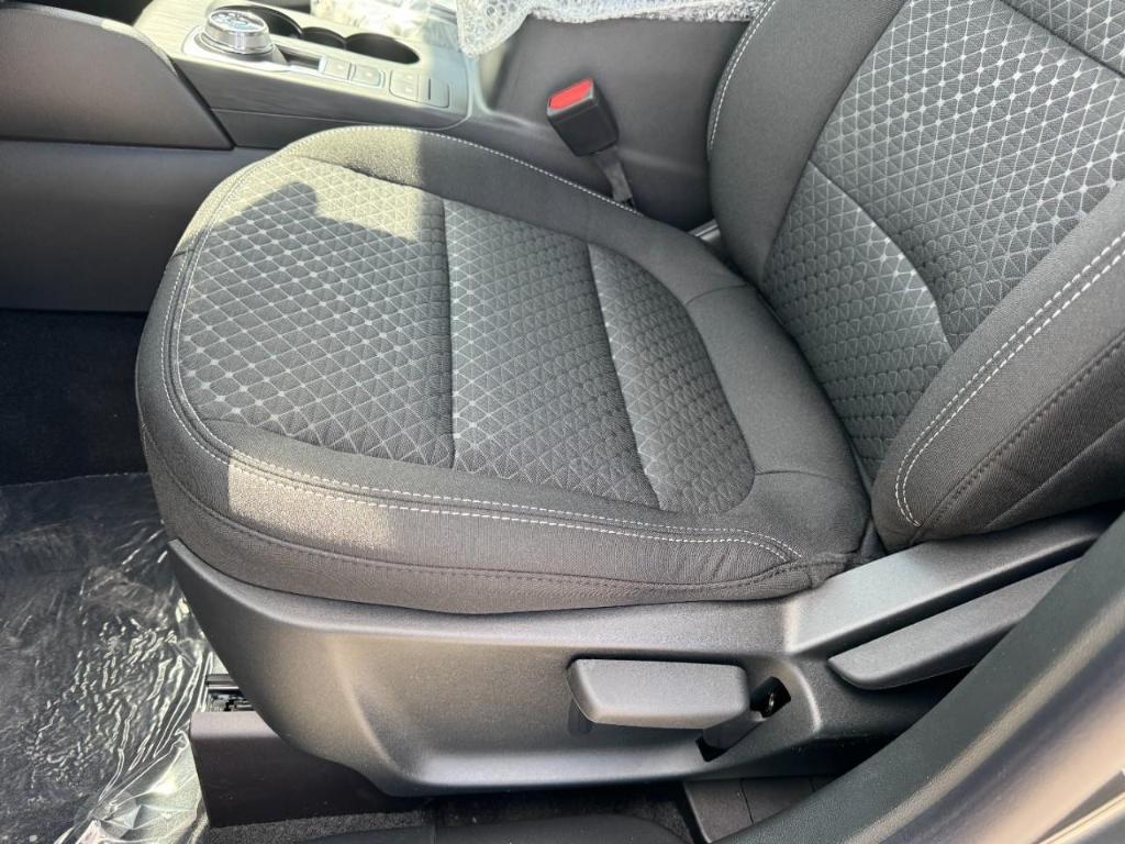 new 2025 Ford Escape car, priced at $30,980