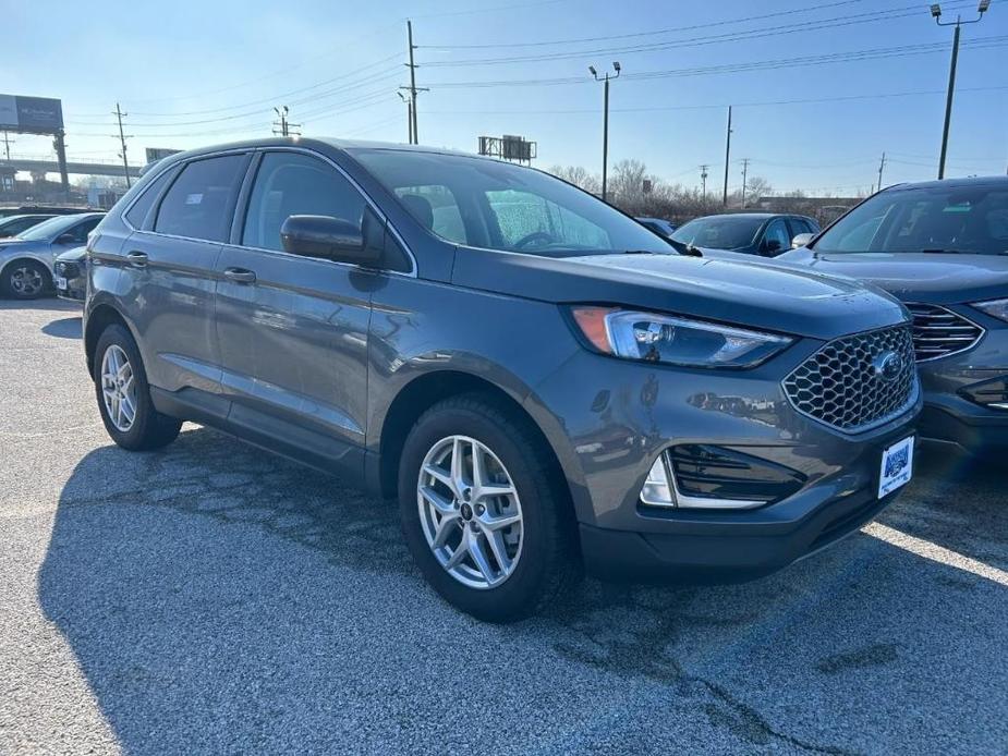 new 2024 Ford Edge car, priced at $32,498