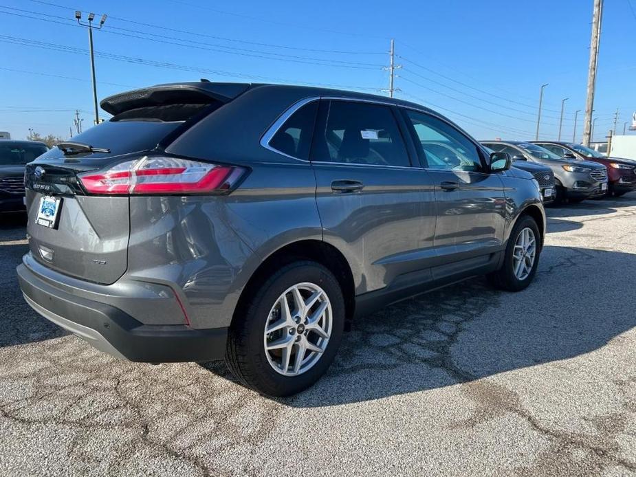 new 2024 Ford Edge car, priced at $32,498