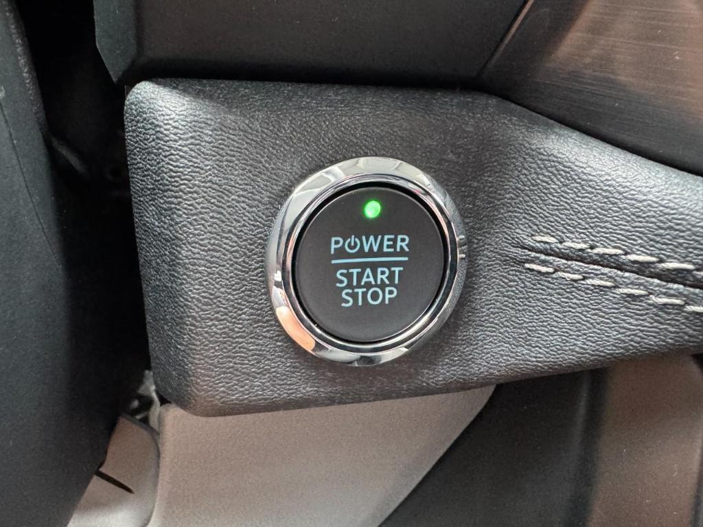 new 2025 Ford F-150 Lightning car, priced at $72,195