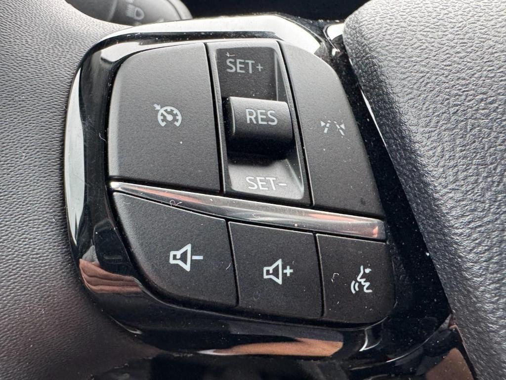 new 2025 Ford Escape car, priced at $31,159